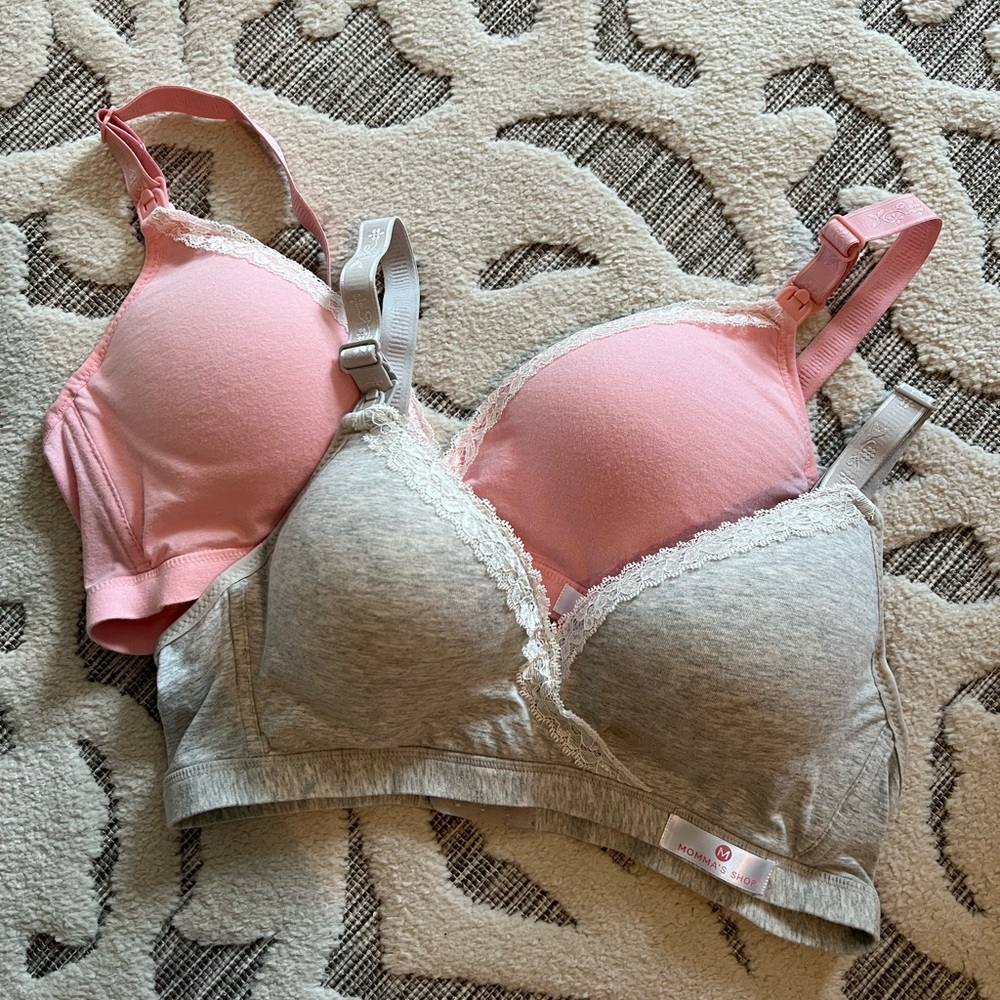 Momma’s Shop Breastfeeding/Maternity Bras! Gray and pink. Perfect condition!